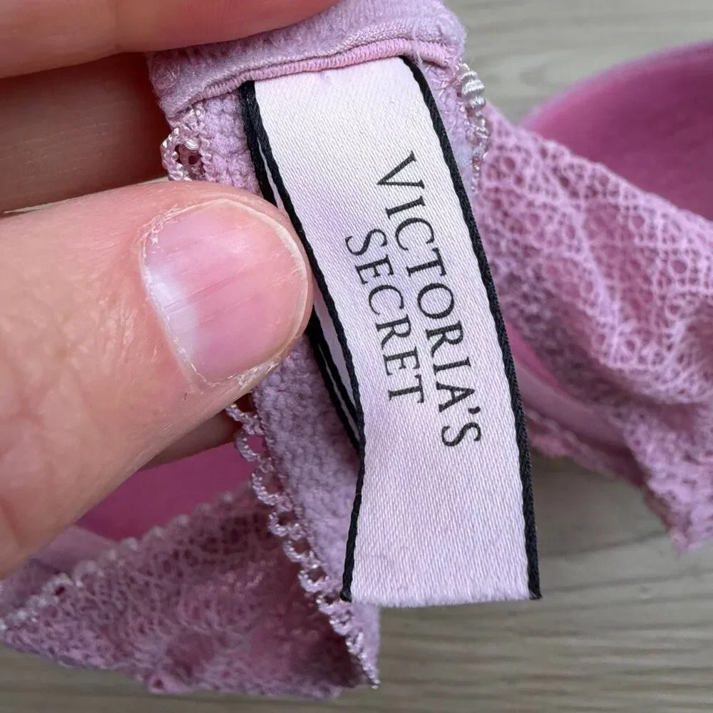 Victoria’s Secret Dream Angels Pink Lace Demi Bra 34C